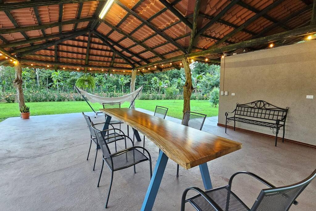Casa Roble Fortuna La Fortuna Luaran gambar