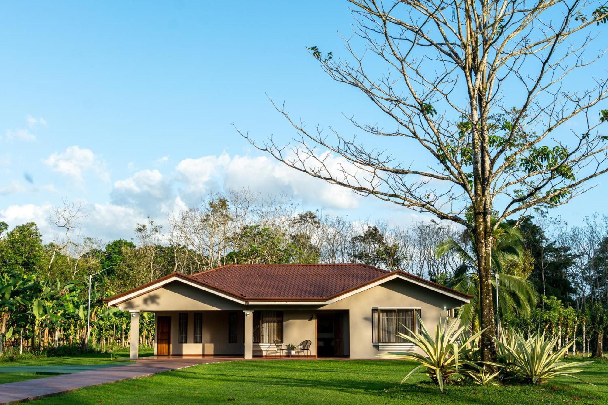 Casa Roble Fortuna La Fortuna Luaran gambar