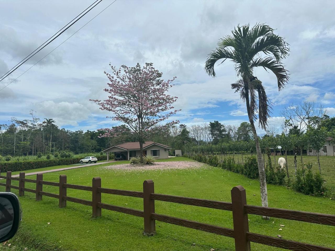Casa Roble Fortuna La Fortuna Luaran gambar